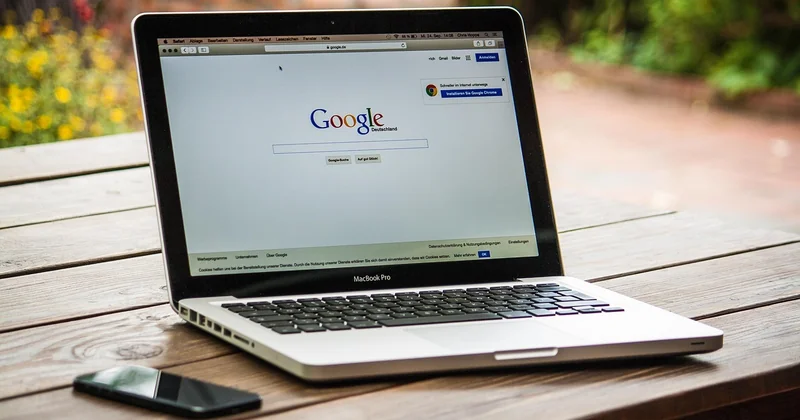 On-page and off-page SEO examples, side by side